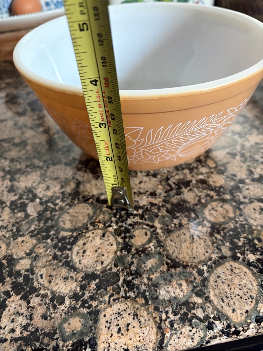 Pyrex Amber Bowl with White Floral Band - Picture 4 of 4